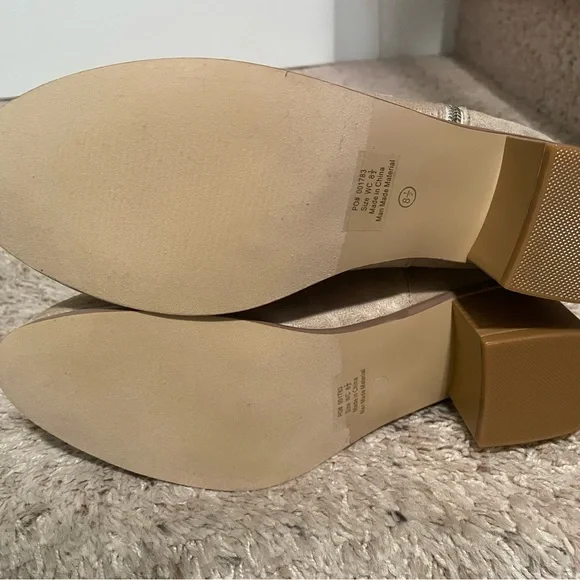 Journee Collection Sanora Wide Calf Boot-Stone - Picture 3 of 4